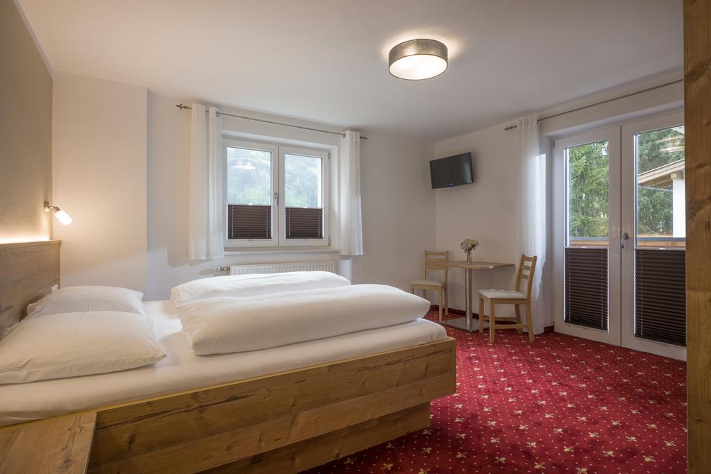 Garni Nill Hotell Schwendau Eksteriør bilde